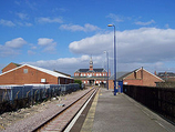 Wikipedia - Grimsby Docks railway station