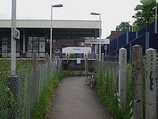 Wikipedia - Hinchley Wood railway station