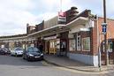 Wikipedia - Horsham railway station