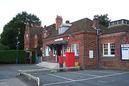 Wikipedia - Worplesdon railway station