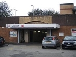 Wikipedia - Ashton-under-Lyne railway station
