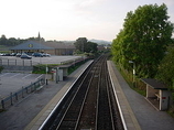 Wikipedia - Gwersyllt railway station