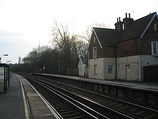 Wikipedia - Ashurst New Forest railway station