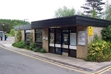 Wikipedia - Kingham railway station