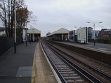 Wikipedia - Kingston railway station