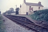 Wikipedia - Lamphey railway station