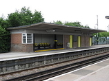Wikipedia - Moreton (Merseyside) railway station