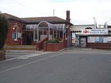 Wikipedia - Paddock Wood railway station