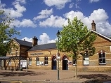 Wikipedia - Penge East railway station
