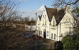 Wikipedia - Queenborough railway station