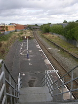 Wikipedia - Reddish South railway station