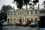 Wikipedia - Rochester railway station