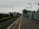 Wikipedia - Walton-on-Thames railway station