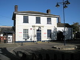 Wikipedia - Whitchurch (Hants) railway station