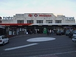 Wikipedia - Wimbledon railway station