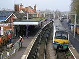 Wikipedia - Wivenhoe railway station