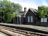 Wikipedia - Wressle railway station