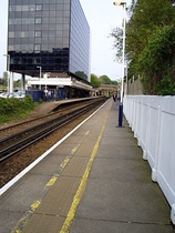 Wikipedia - Bracknell railway station