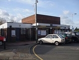 Wikipedia - Albany Park railway station