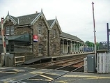 Wikipedia - Broughty Ferry railway station