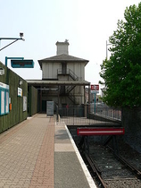 Wikipedia - Cardiff Bay railway station