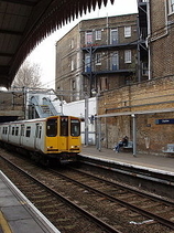 Wikipedia - Clapton railway station