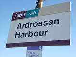 Wikipedia - Ardrossan Harbour railway station