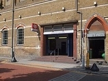 Wikipedia - Elephant & Castle railway station