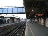 Wikipedia - Fareham railway station