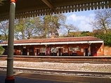 Wikipedia - Farnborough (Main) railway station