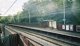 Wikipedia - Flowery Field railway station