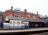 Wikipedia - Gerrards Cross railway station